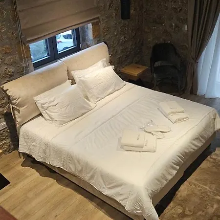 Hotell Miltilon 3*