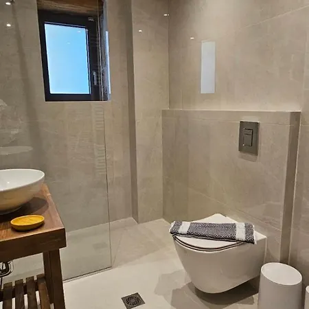 Miltilon 塞尼梅西奇卡罗