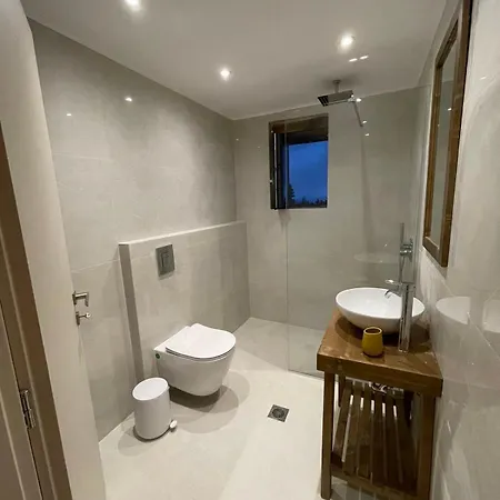 Miltilon מלון Synikia Mesi Trikalon